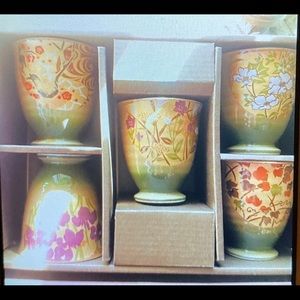5 Asian style tea cups BNIB